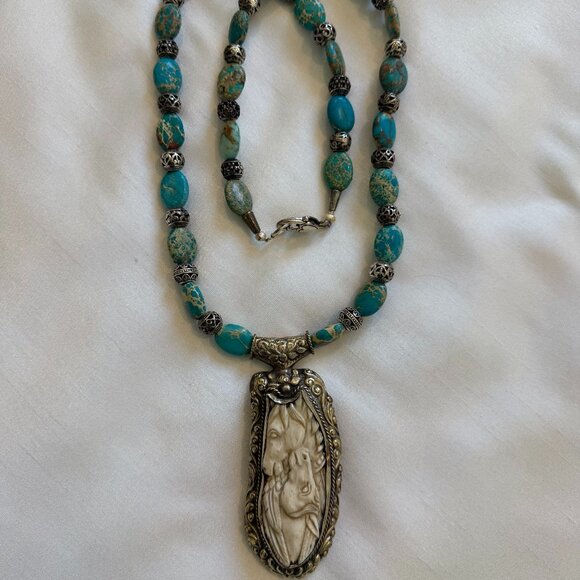 Turquoise Necklace w/ Carved Bone Horse Head Pendant 31 inches in Length - Picture 5 of 9